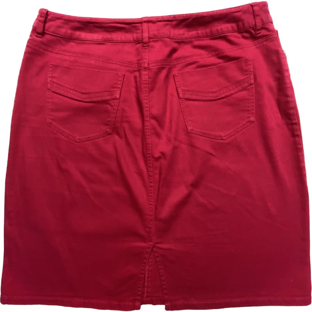 Classic Red Denim Skirt - Picture 5 of 8